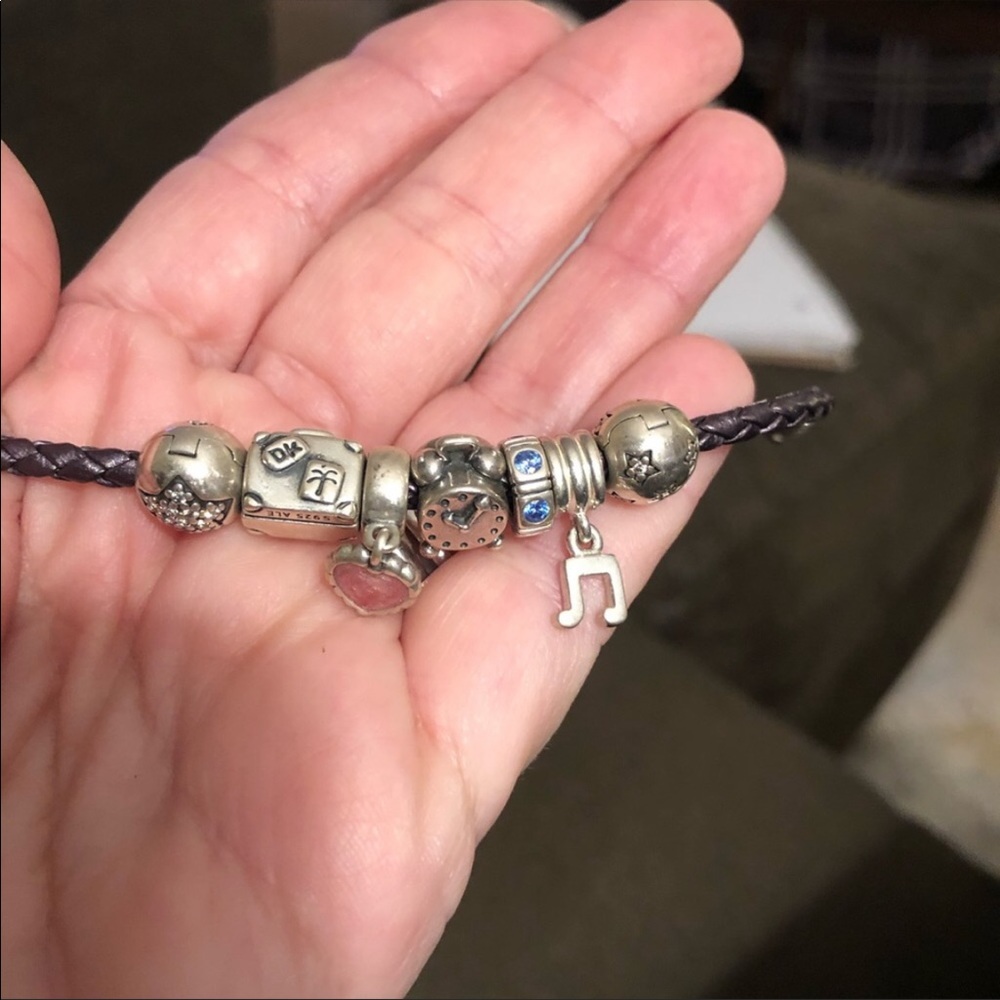 Pandora charm bracelet - Picture 5 of 6
